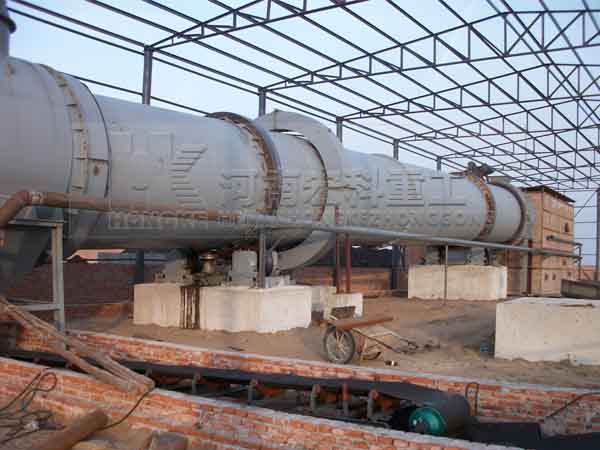 伊朗客戶現(xiàn)場考察陶?；剞D(zhuǎn)窯生產(chǎn)線