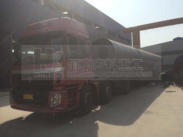 發(fā)往江蘇徐州的陶?；剞D(zhuǎn)窯發(fā)貨現(xiàn)場實(shí)拍