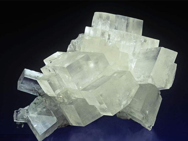 什么是方解石，他的優(yōu)勢(shì)用途都有哪些?